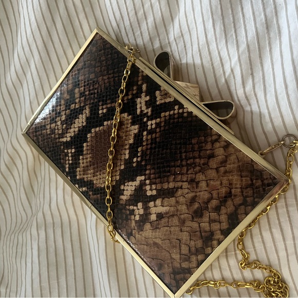 Ted Baker snakeskin with a gold bow purse - Picture 2 of 4